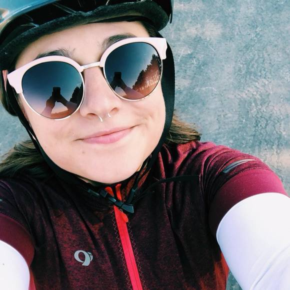 Meet your Posher, Sam - Picture 1 of 1